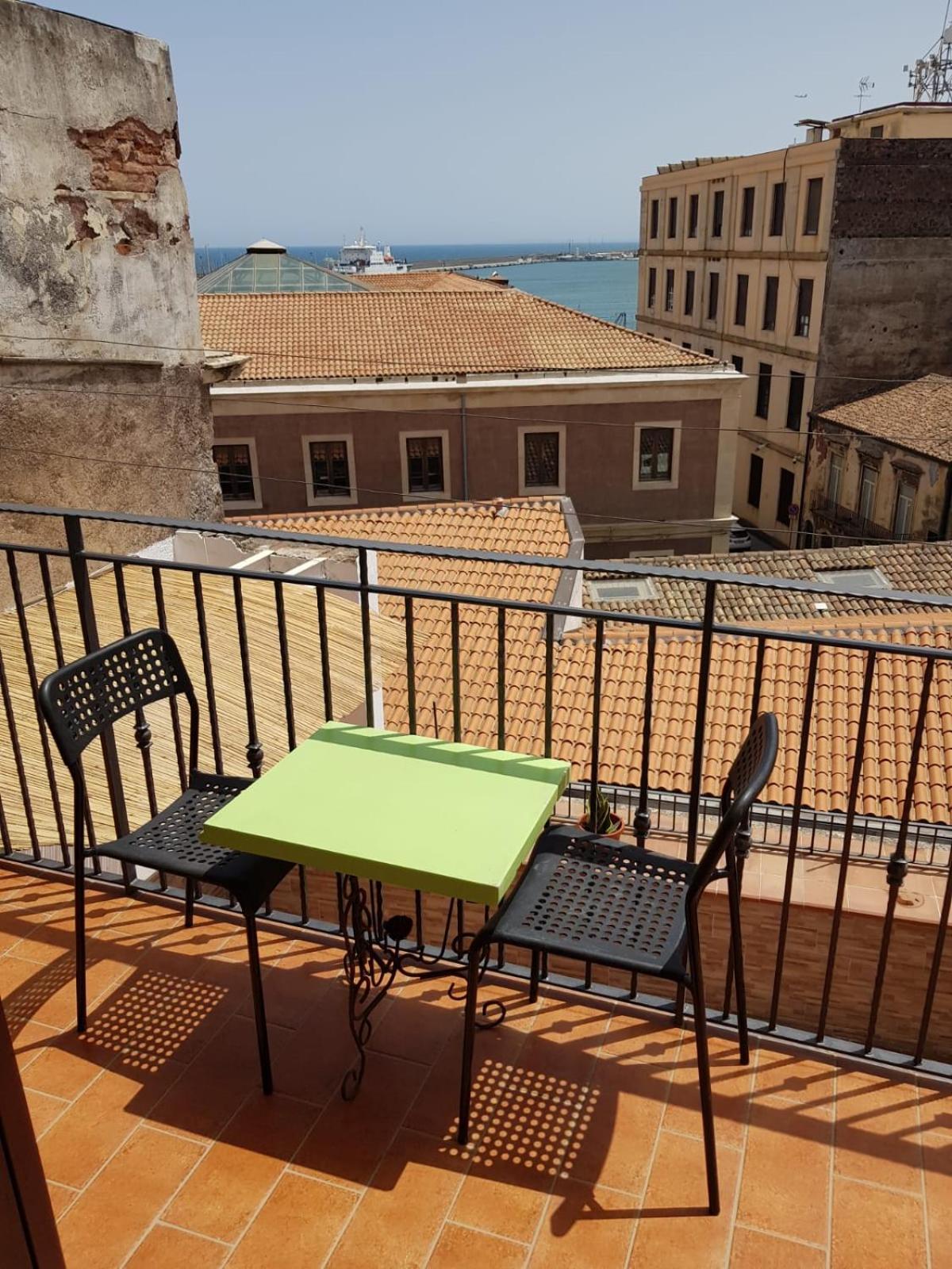 Harbour House And View * Catane